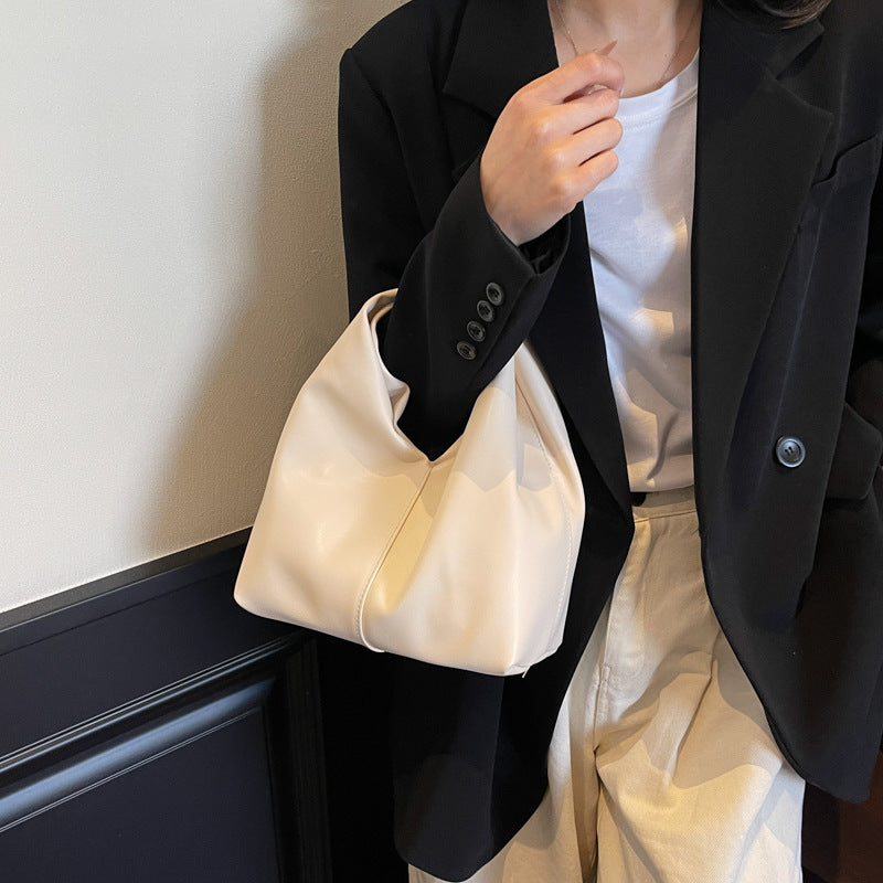 Gelyn Clutch Leather Bag