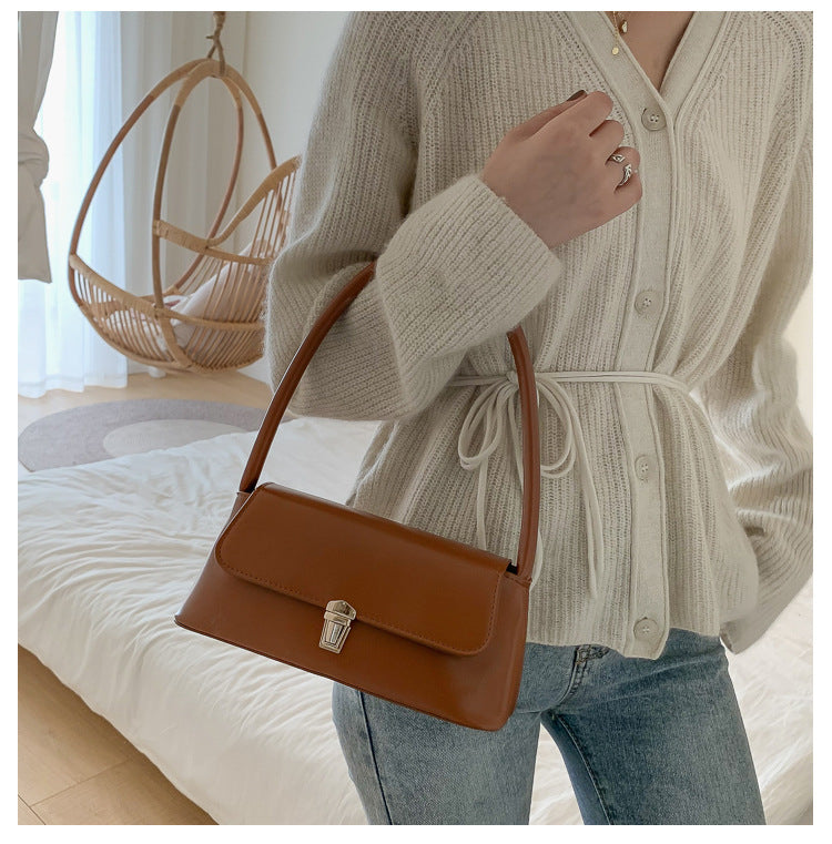 Tracy Leather Shoulder Bag