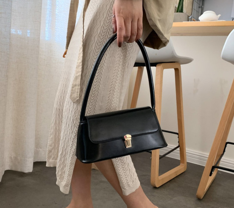 Tracy Leather Shoulder Bag