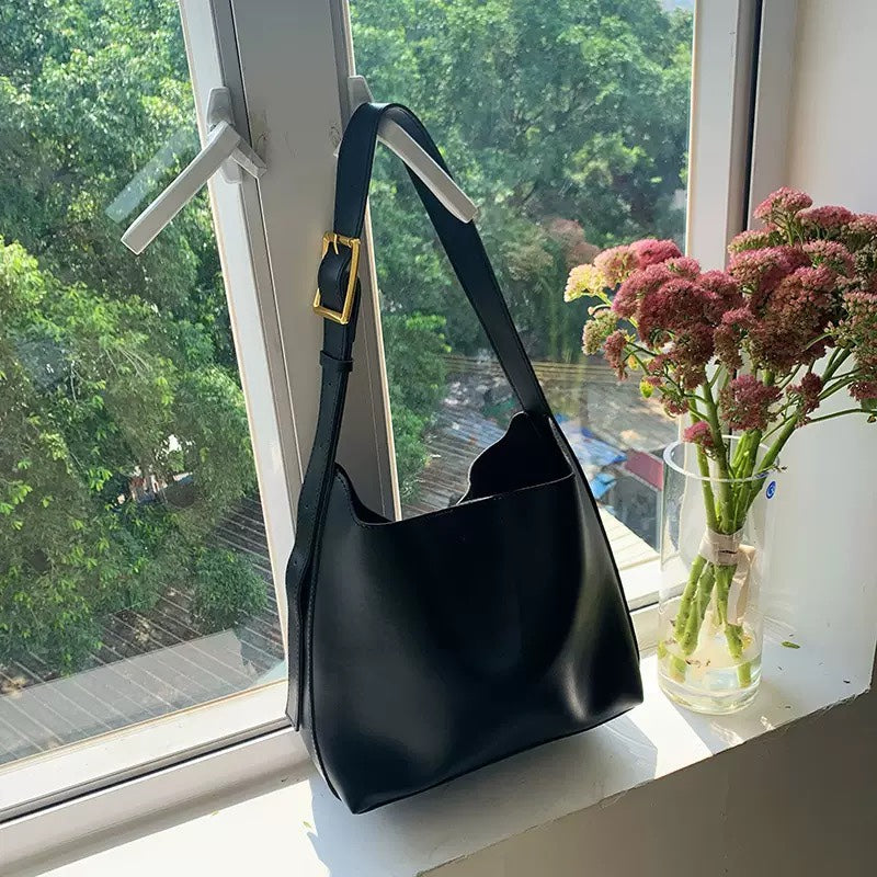 Nina Shoulder Bag